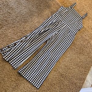 NWOT Super cute Gingham Checkered Jumpsuit⚓️